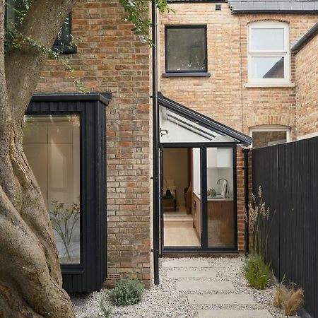 Japandi Escape 3Br Designer Flat With Garden Oxford Exterior foto